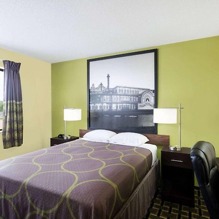 Motel Super 8 By Wyndham Marietta Exteriér fotografie
